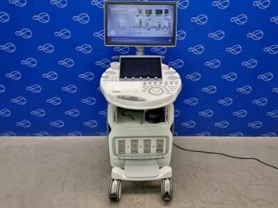 GE Voluson E8 BT21 Ultrasound System