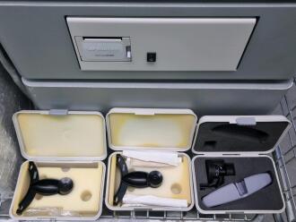 Topcon DC4 Slit Lamp with Table - 3