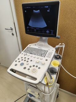 Aloka F37 Ultrasound *10% BUYER PREMIUM* - 2