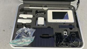 RaySafe X2 RF System in Case - 2