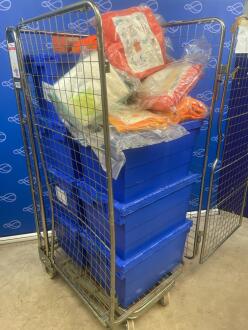 Approximately 40 x Emergency Dis-Robe Kits (various sizes) - 3