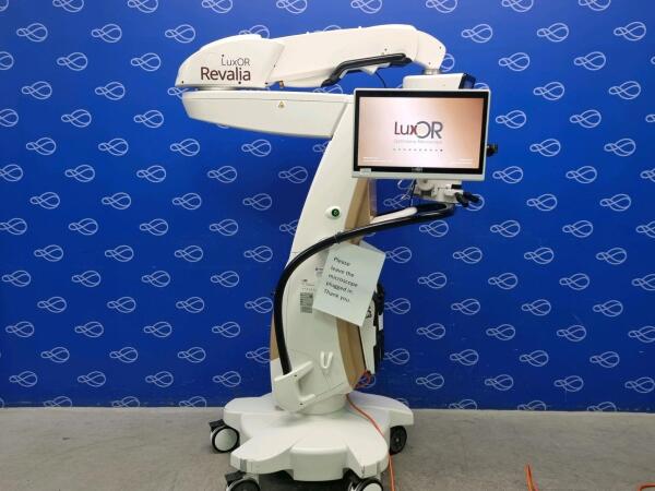 Alcon LuxOR Revalia LX3 LED Operating Microscope