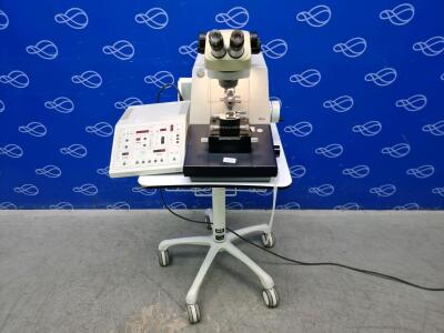 Leica Ultracut UCT Ultramicrotome on Table
