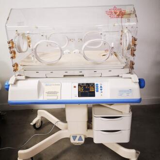 Draeger Isolette C2000 Incubator - 2