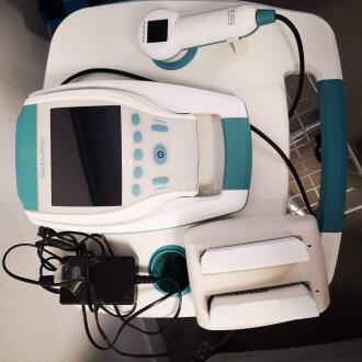 2x Verathon BladderScan Bladder Scanners - 2
