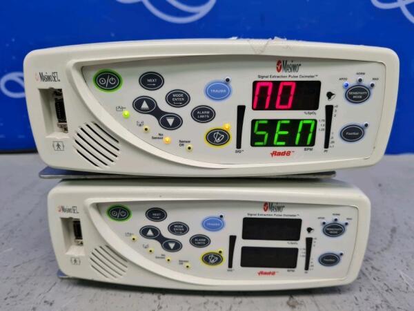 2 x Masimo Rad 8 Pulse Oximeter