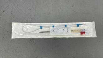10 Boxes Covidien Magellen 1ml Insulin Safety Syringes (Permanent Needle) , 10 x Medtronic Elongated One-Piece Arterial Cannulas, 1 x Box OPMI Sterile Drapes & 15 Boxes BVI Visitec Anterior Chamber Cannulas ( Rycroft) - Boxed & Packaged as new - 3