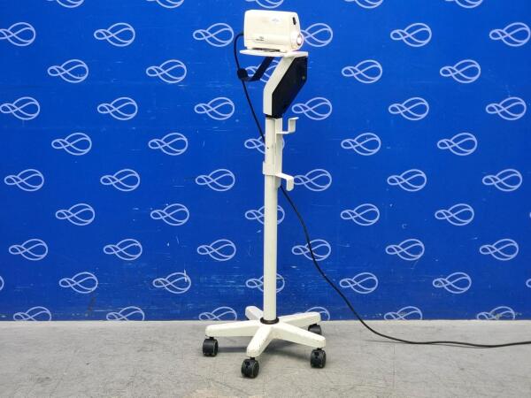 Welch Allyn 49501 Light Source on Rollstand