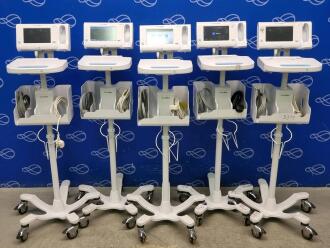 5 x Welch Allyn 75ME Connex Monitor and Welch Allyn 7000-APM Accessory Power Management Unit on Rollstand