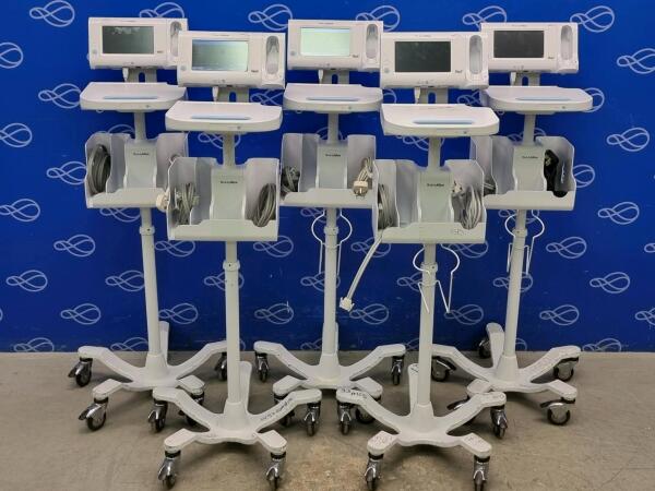 5 x Welch Allyn 75ME Connex Monitor and Welch Allyn 7000-APM Accessory Power Management Unit on Rollstand