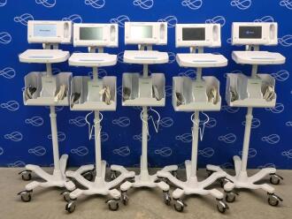 5 x Welch Allyn 75ME Connex Monitor and Welch Allyn 7000-APM Accessory Power Management Unit on Rollstand