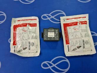 3 x Philips Heartstart FR3 Defibrillator - 2