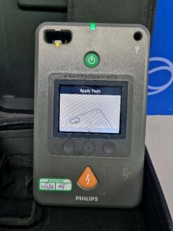3 x Philips Heartstart FR3 Defibrillator - 2