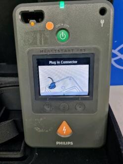 3 x Philips Heartstart FR3 Defibrillator - 2