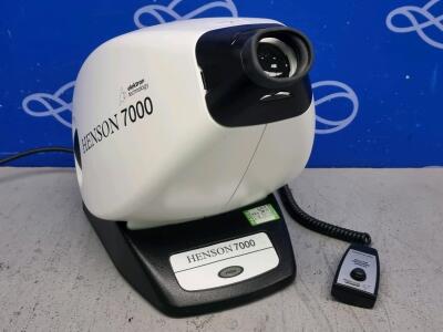 Elektron Technology Henson 7000 Glaucoma Screener