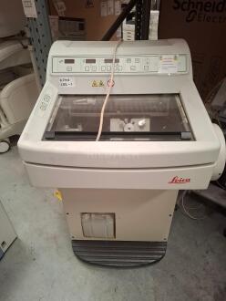 Leica CM1850W Cryostat