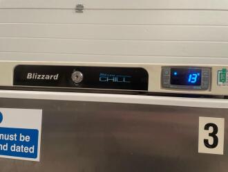Blizzard H400SS Blue Line Chill SS Upright Refrigerator - 2