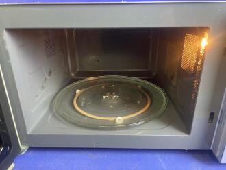 Sharp R-322STM Microwave - 3