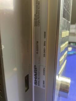Sharp R-322STM Microwave - 4