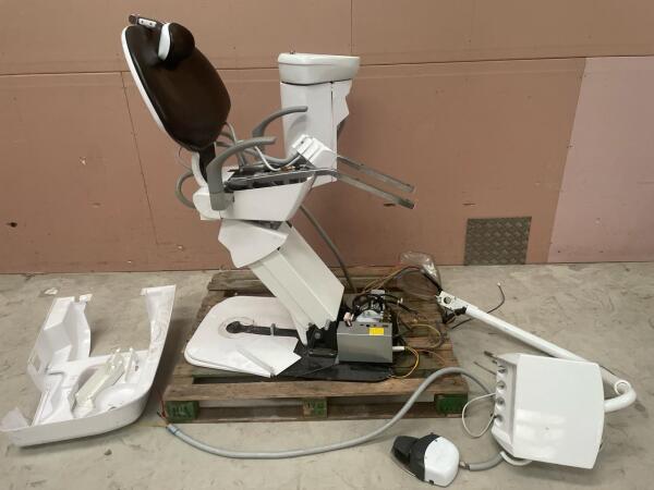 Belmont Voyager II Dental Suite