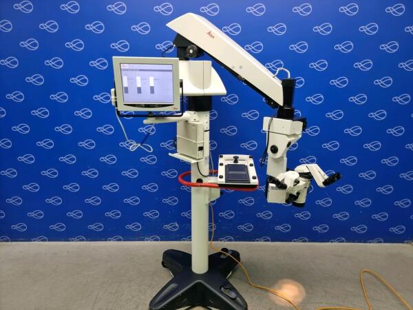 Leica M844 Operating Microscope on Leica F40 Base