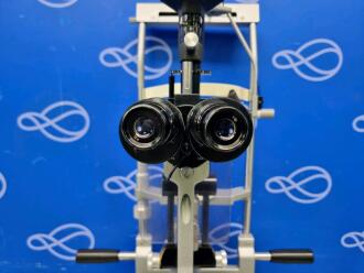Haag Streit Bern 900 Slit Lamp on Table - 3