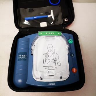 3x Philips Heartstart HS1 Defibrillators - 11
