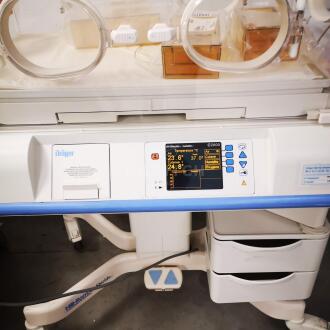 Draeger Isolette C2000 Incubator - 3