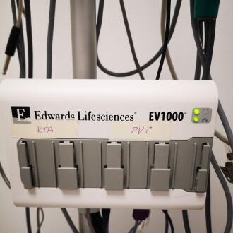 Edwards Lifesciences Vigilance II Hemodynamic Monitor - 7