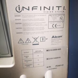 Alcon Inifiniti Vision Phaco System - 4