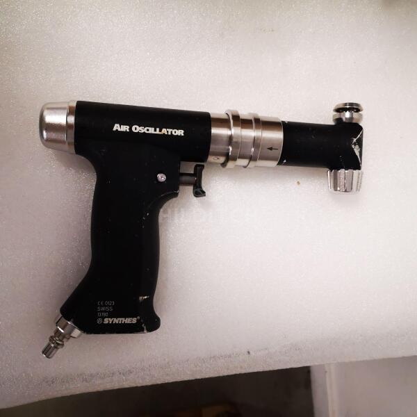2x Synthes Air Oscillator Handpiece