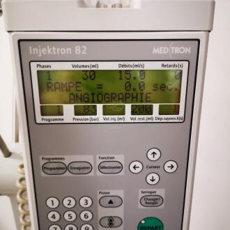 Medtron Injektron82 HP Contrast Injector - 6