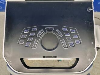 GE Vivid iq Portable Ultrasound on Trolley - 4