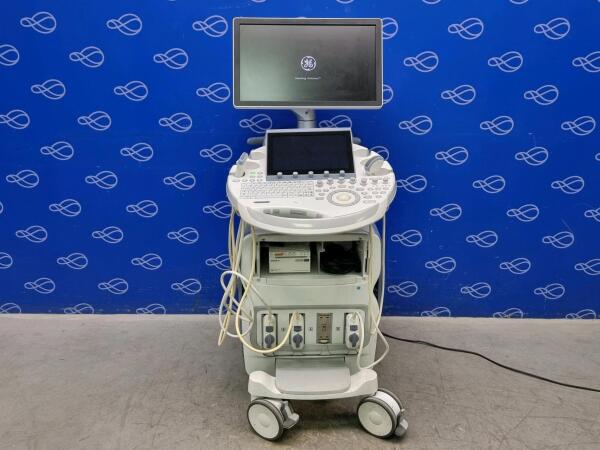 GE Voluson E8 BT17 Ultrasound System