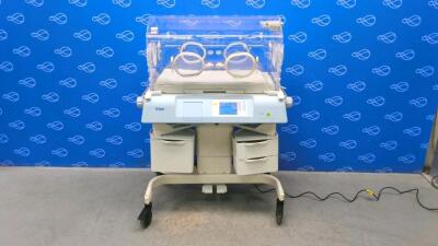 Draeger Isolette 8000 Incubator