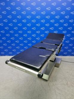 Schaerer Axis 400 Operating Table - 2