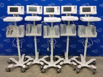5 x Welch Allyn 75ME Connex Monitor and Welch Allyn 7000-APM Accessory Power Management Unit on Rollstand
