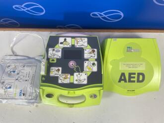 Zoll AED Plus Defibrillator