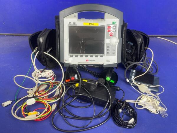 Corpuls 3 Defibrillator with Pacer Function