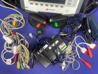 Corpuls 3 Defibrillator with Pacer Function - 2