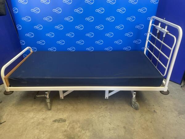 3 x Nesbit Evans Hydraulic Patient Beds