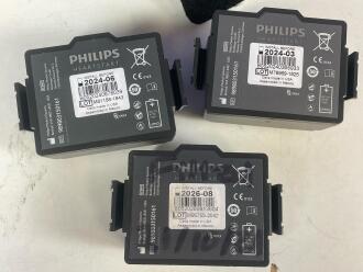 3 x Philips HeartStart FR3 Defibrillators - 2