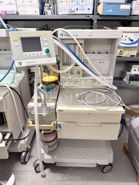 Data Ohmeda Aestiva 7100 Anaesthetic Machine