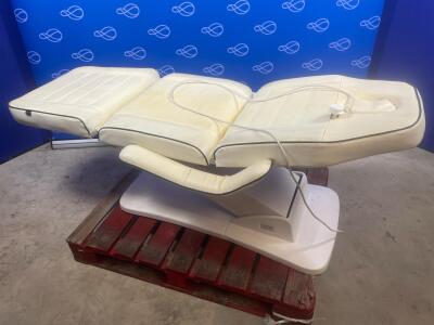 REM Excel 3 Motor Electric Therapy Couch