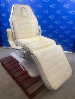 REM Excel 3 Motor Electric Therapy Couch - 2