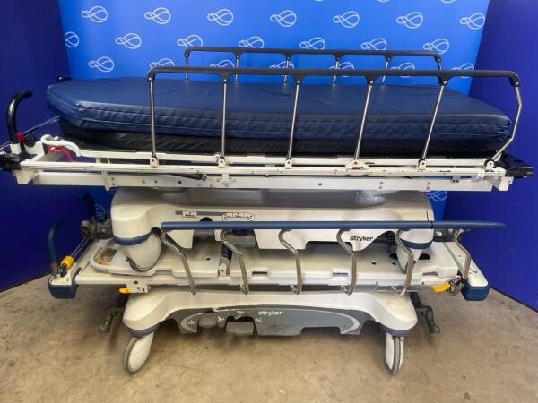 Stryker 1105 5th Wheel & 1037 Stretcher Trolleys