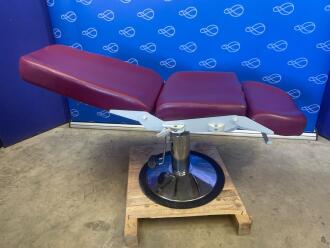 Promotal 2561 Examination Chair