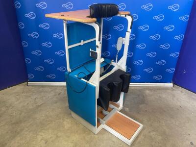 Insignis Standing Frame