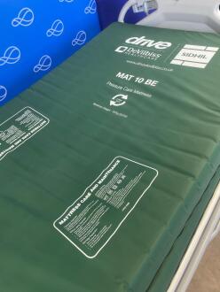 Accora Proxima & Park House Healthcare Electric Patient Beds - 2