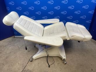Cosmoderm D3M Patient Treatment Chair